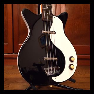 ダンエレクトロ 59 DC ベース 黒 ファーストリイシュー 中古 値下げ(エレキベース)