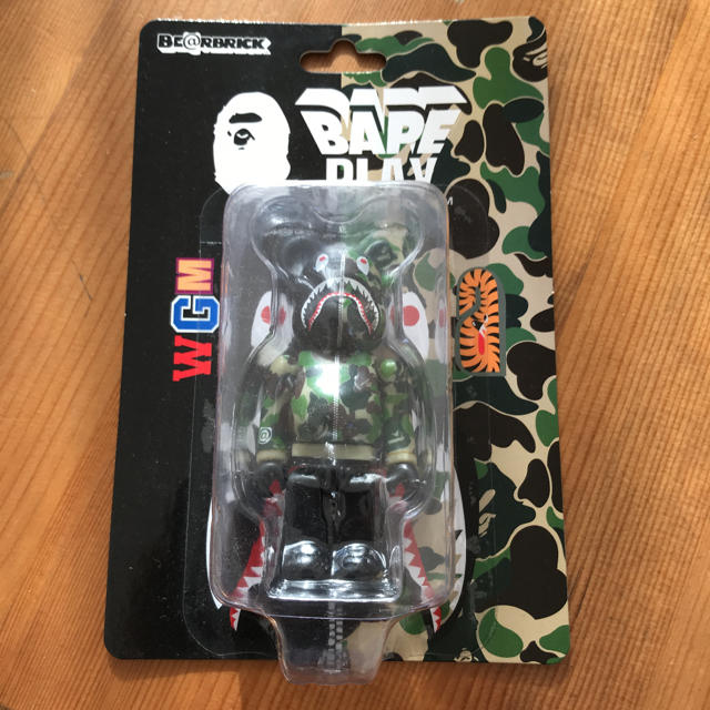 BAPE CAMO SHARK BE@RBRICK 100％ ベアブリック