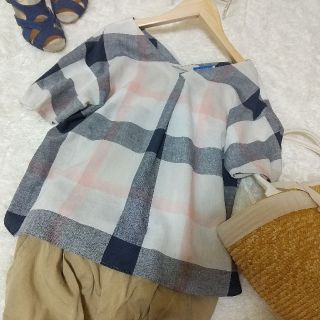 バーバリーブルーレーベル(BURBERRY BLUE LABEL)のゆず様【大人気】ブルーレーベルクレストブリッジ　チェック柄トップス　36サイズ(シャツ/ブラウス(半袖/袖なし))