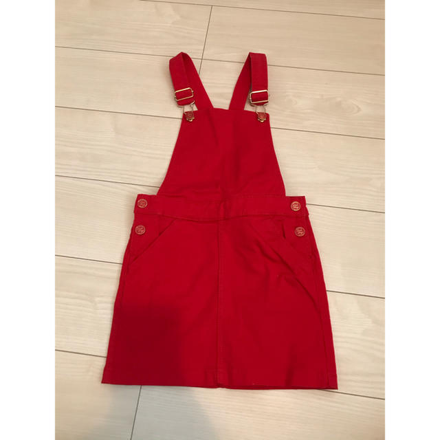 H&M(エイチアンドエム)のH&M 赤　スカート  キッズ/ベビー/マタニティのキッズ服女の子用(90cm~)(スカート)の商品写真