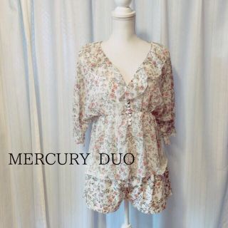 マーキュリーデュオ(MERCURYDUO)のmercuryLUX 花柄トップス&花柄ショートパンツ セットアップ(セット/コーデ)