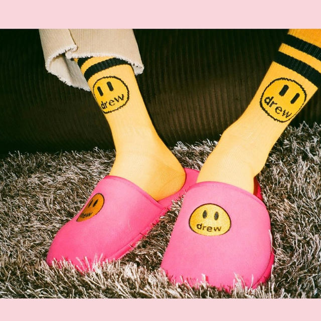 Drew House Golden Yellow Mascot Socks メンズのレッグウェア(ソックス)の商品写真