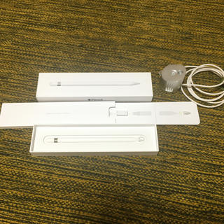 アップル(Apple)のApple pencil 第一世代　充電スタンド付き(PC周辺機器)