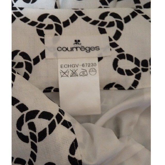 Courreges(クレージュ)のりんごといちご様専用 最終お値下げ！courreges ロゴスカート 38 レディースのスカート(ひざ丈スカート)の商品写真