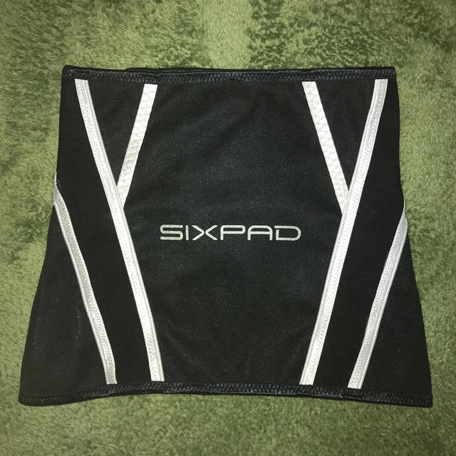 SIXPAD(シックスパッド)のSIXPAD Shape Suit シェイプスーツS size スポーツ/アウトドアのトレーニング/エクササイズ(トレーニング用品)の商品写真