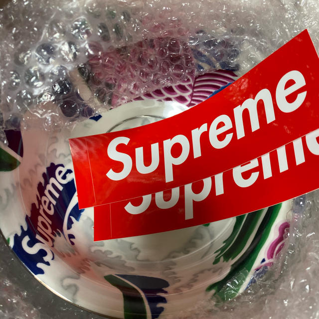 Supreme(シュプリーム)のSUPREME week14 wave ceramic bowl  インテリア/住まい/日用品のキッチン/食器(食器)の商品写真