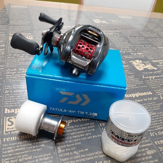 DAIWA(ダイワ)のダイワ　タトゥーラ　SV　TW7.3L　スプール付き スポーツ/アウトドアのフィッシング(リール)の商品写真