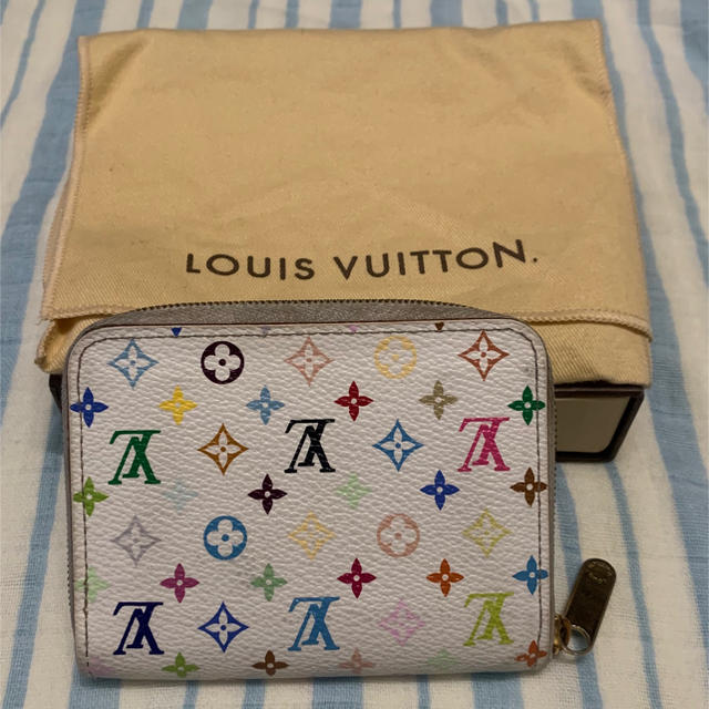 LOUIS VUITTON(ルイヴィトン)のルイヴィトン マルチカラー 小銭入れ レディースのファッション小物(コインケース)の商品写真