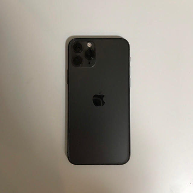 iPhone(アイフォーン)のiPhone11pro 256GB  YUTAさん専用 スマホ/家電/カメラのスマートフォン/携帯電話(スマートフォン本体)の商品写真