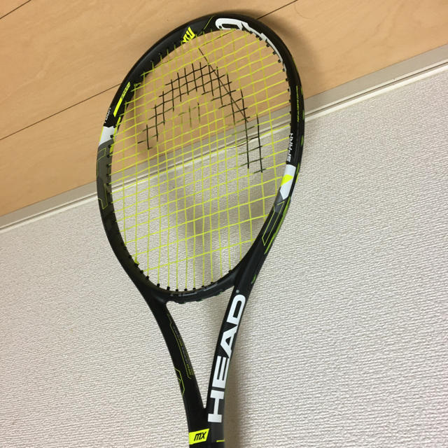 【超美品】HEAD硬式テニスラケットSPARK