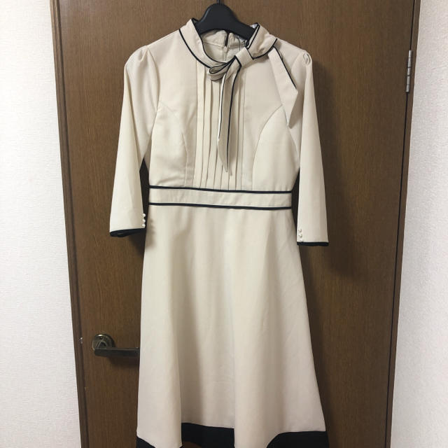 tocco(トッコ)の新品♡tocco closet ボウタイリボンワンピース レディースのワンピース(ひざ丈ワンピース)の商品写真