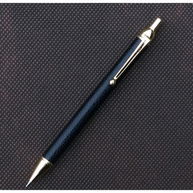 EXCEED 本革巻きシャープペンシル 0.5の通販 by lynsan356's shop｜ラクマ
