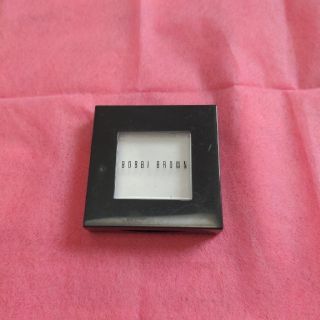 ボビイブラウン(BOBBI BROWN)のアイシャドウ(ホワイト)(アイシャドウ)