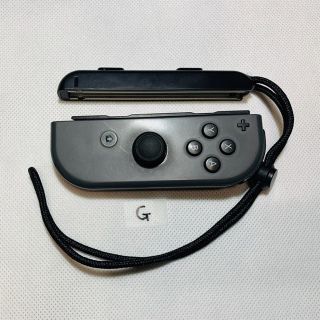 ニンテンドースイッチ(Nintendo Switch)のG 完動品【ニンテンドー スイッチ】Joy-Conグレー(R)+ストラップ(その他)