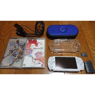 プレイステーションポータブル(PlayStation Portable)のPSP-3000 PW ソフト2本(携帯用ゲーム機本体)