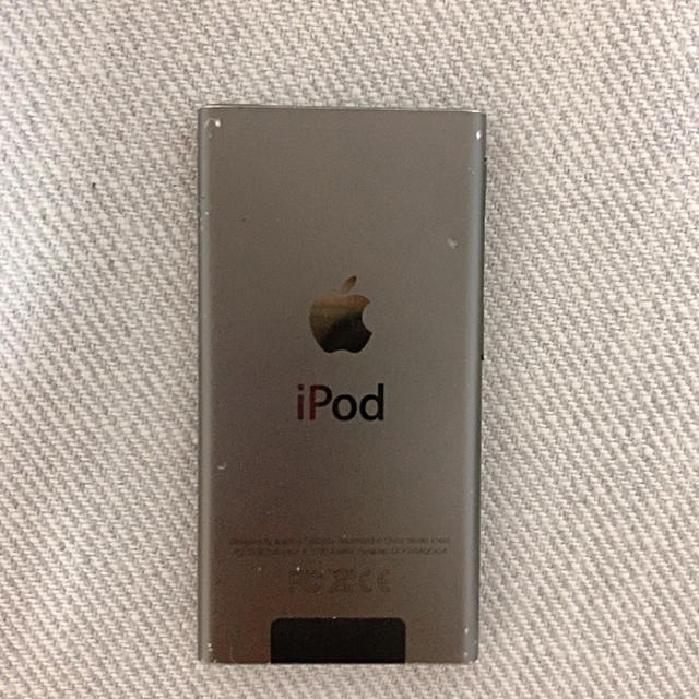iPod nano 16GB(スペースグレイ/ME971J) 第7世代 1