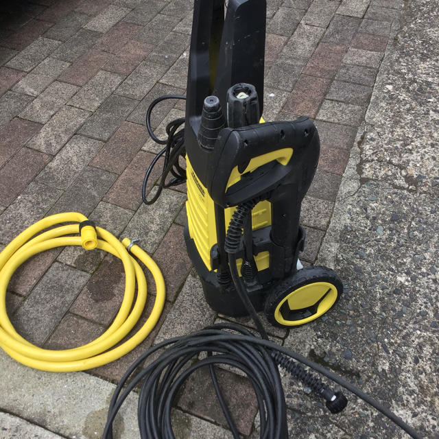 ケルヒャー ：KARCHER 高圧洗浄機　中古品 自動車/バイクの自動車(洗車・リペア用品)の商品写真