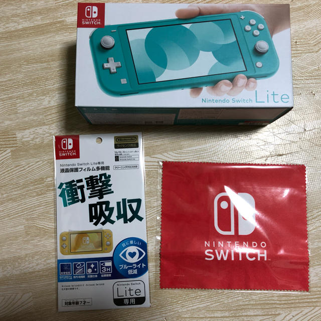 格安新作登場ⓒ Nintendo ターコイズ 本体の通販 by トリストン's shop|ニンテンドースイッチならラクマ Switch - ニンテンドースイッチ ライト 20%OFF
