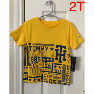 トミーヒルフィガー(TOMMY HILFIGER)の⭐️最終価格⭐️Tommy Hilfiger カラープリントTシャツ　2T(Tシャツ/カットソー)