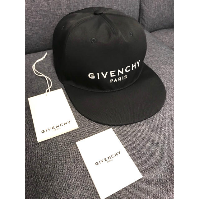 GIVENCHY(ジバンシィ)のGIVENCHY  ジバンシィ　ジバンシー　キャップ メンズの帽子(キャップ)の商品写真