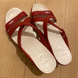 クロックス(crocs)のクロックス　ヒールサンダル　美品　26センチ(サンダル)