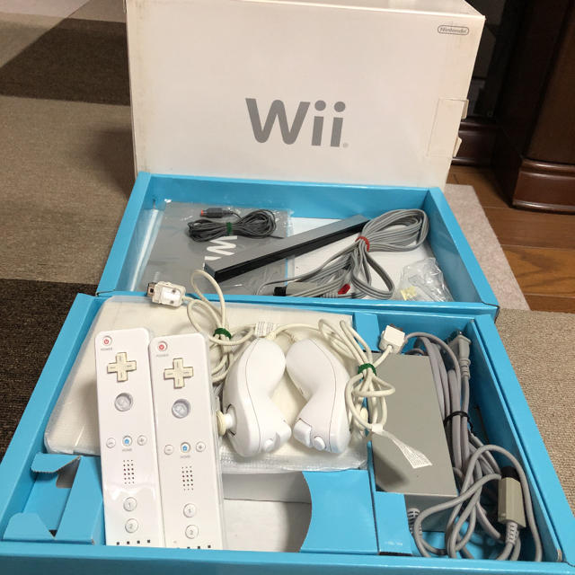 Wii - wii ウィー 本体 取説 付属品全て ヌンチャク Wiiリモコン 