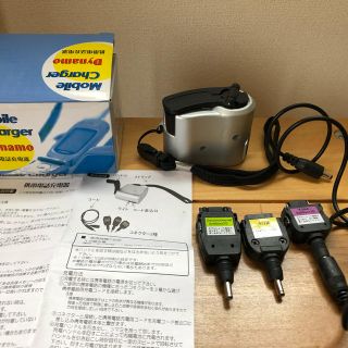 携帯電話充電器(バッテリー/充電器)