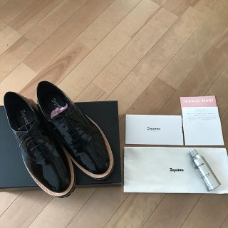 レペット(repetto)の★最終値下げ★レペット  エナメルレースシューズ　未使用品　サイズ39.0(ローファー/革靴)