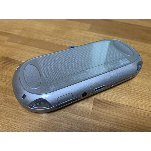 PlayStation Vita - PSVita PCH-1000 Wi-Fiモデル 限定色 アイス