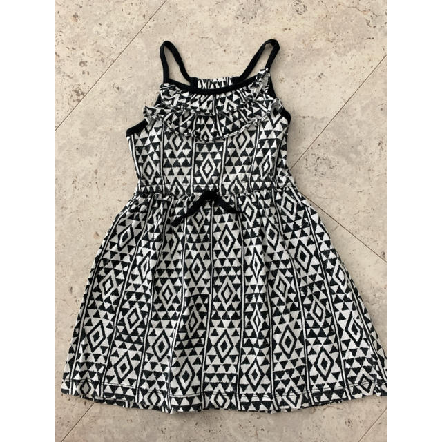 carter's(カーターズ)のモノクロワンピース3歳用 キッズ/ベビー/マタニティのキッズ服女の子用(90cm~)(ワンピース)の商品写真