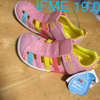 IFME 19.0 ウォーターシューズ　サンダル　新品　イフミー　ピンク　女の子(アウトドアシューズ)