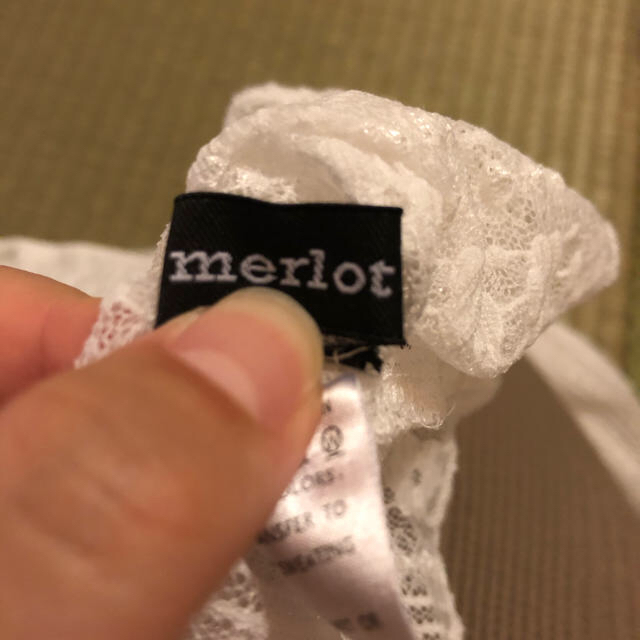 merlot(メルロー)のmerlotのレースブラウス！値下げ！ レディースのトップス(シャツ/ブラウス(長袖/七分))の商品写真