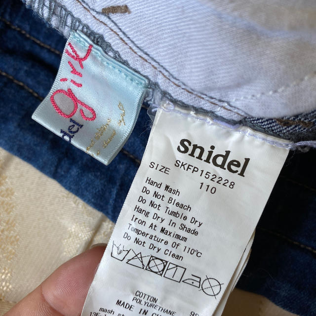 SNIDEL(スナイデル)のsnidel girl デニムショートパンツ キッズ/ベビー/マタニティのキッズ服女の子用(90cm~)(パンツ/スパッツ)の商品写真