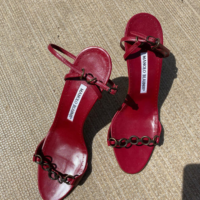 MANOLO BLAHNIK(マノロブラニク)の未使用品　マノロブラニク 38  レディースの靴/シューズ(サンダル)の商品写真