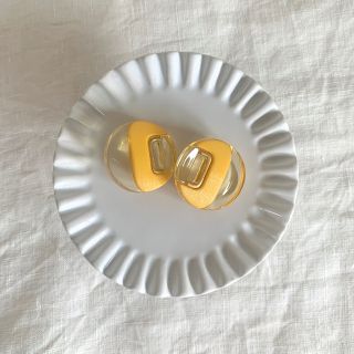 サンタモニカ(Santa Monica)のyellow botão pierce(ピアス)