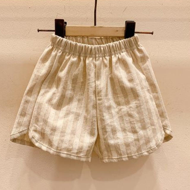 韓国子供服　ショートパンツ　チェック80 キッズ/ベビー/マタニティのベビー服(~85cm)(パンツ)の商品写真
