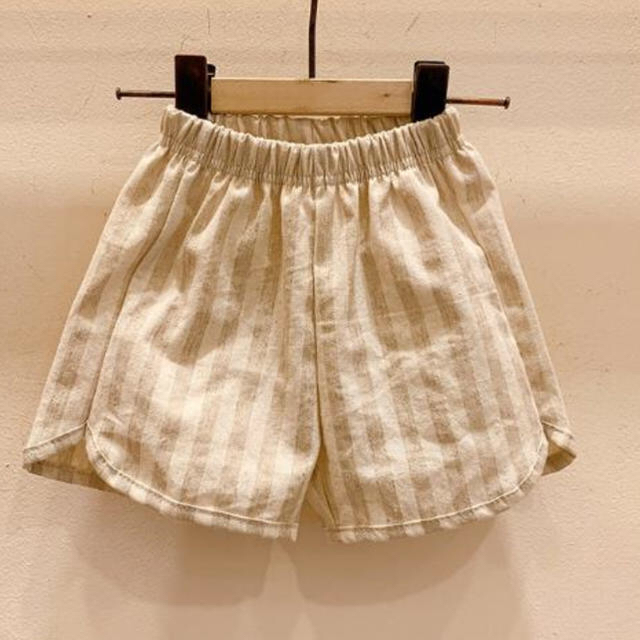 韓国子供服　ショートパンツ　チェック90 キッズ/ベビー/マタニティのキッズ服女の子用(90cm~)(パンツ/スパッツ)の商品写真