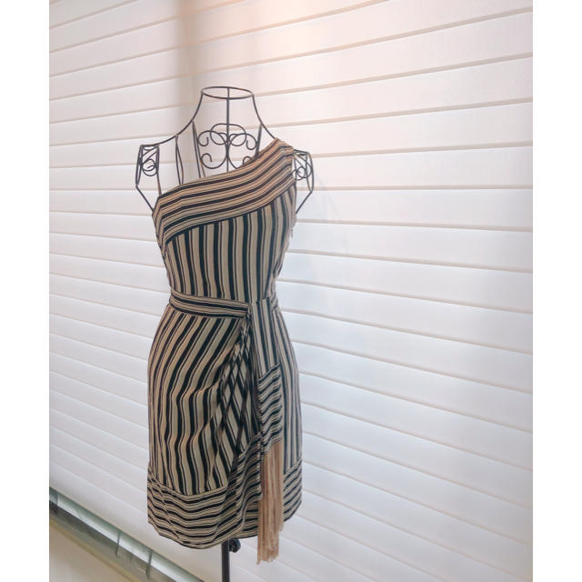 限定販売】 BCBGMAXAZRIA - ワンショルダーワンピース xxs MAXAZRIA ...