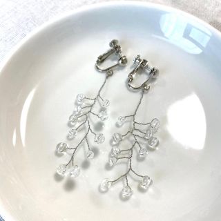 【お値下げ中】silver×clear つぶつぶ　シルバー　小枝イヤリング(イヤリング)