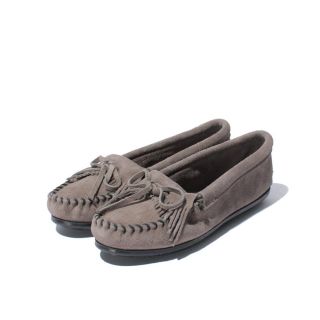 ミネトンカ(Minnetonka)のミネトンカ　KILTY SUEDE MOC Grey 7 size7 サイズ7(スリッポン/モカシン)