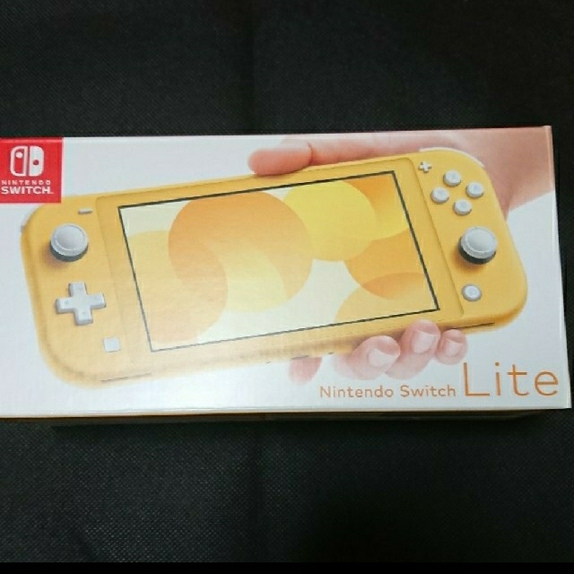 NINTENDO SWITCH LITE スイッチライト　イエロー　美品