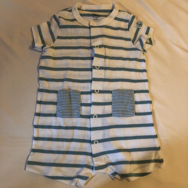 PETIT BATEAU(プチバトー)のプチバトー　ロンパース　60 キッズ/ベビー/マタニティのベビー服(~85cm)(ロンパース)の商品写真