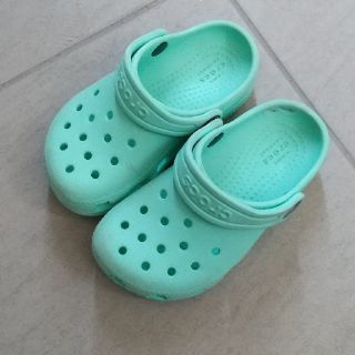 クロックス(crocs)のcrocs クロックス サンダル ベビー キッズ 子供 14.5cm (サンダル)