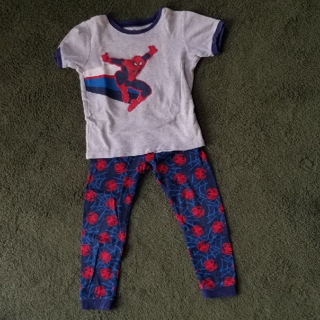 MARVEL(マーベル)のパジャマ　スパイダーマン　110センチ キッズ/ベビー/マタニティのキッズ服男の子用(90cm~)(パジャマ)の商品写真