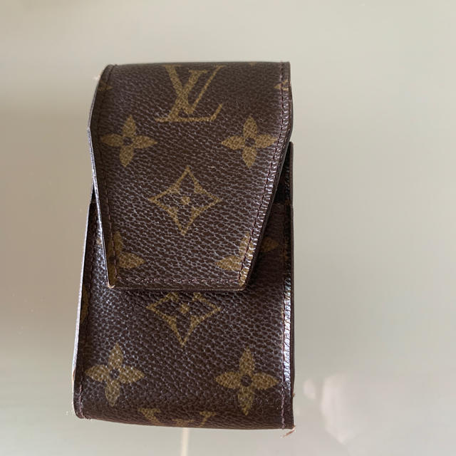 VUITTON 煙草ケース