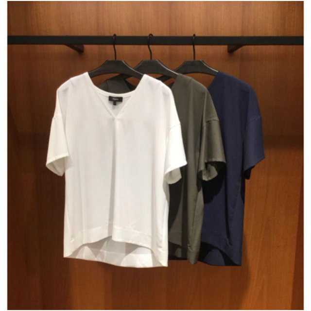 theory(セオリー)のTheory 19ss 半袖ブラウス アイボリー レディースのトップス(シャツ/ブラウス(半袖/袖なし))の商品写真