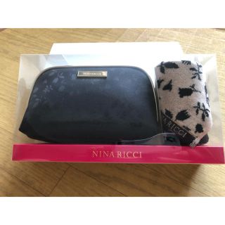 ニナリッチ(NINA RICCI)のニナリッチ　ポーチ&ハンドタオル(ポーチ)