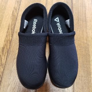 リーボック(Reebok)のReebokスリッポン　黒　23.5㎝(スリッポン/モカシン)