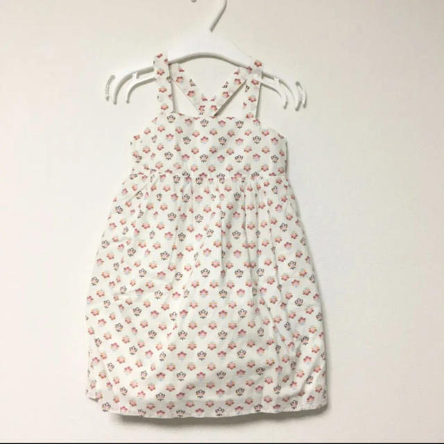 babyGAP(ベビーギャップ)の新品　ベビーギャップ　ワンピース　夏　ノースリーブ　90 95 gap 100 キッズ/ベビー/マタニティのキッズ服女の子用(90cm~)(ワンピース)の商品写真