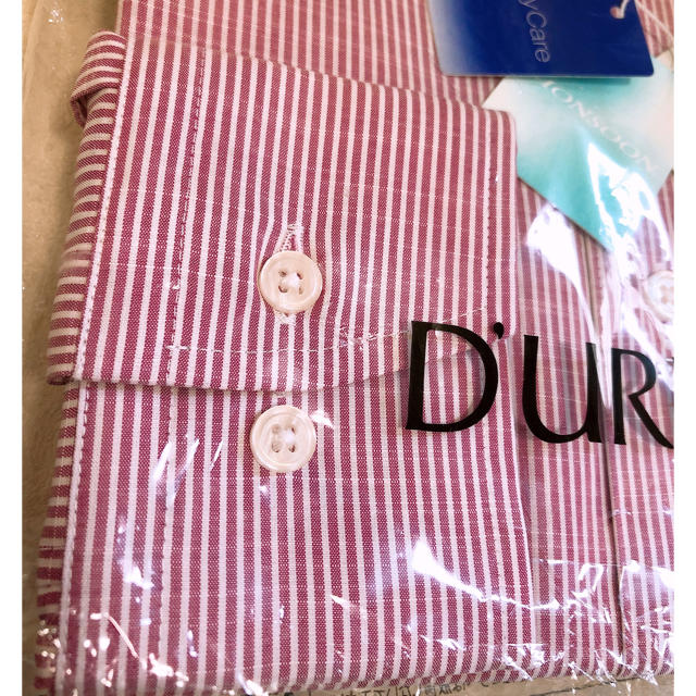 D’URBAN(ダーバン)の新品　メンズ　長袖　ワイシャツ　ドレスシャツ　ストライプ  Sサイズ　形態安定 メンズのトップス(シャツ)の商品写真